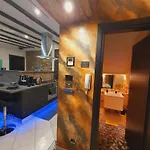 Appartamento Joseph House - Appartamento Boutique nel Cuore di Trieste *